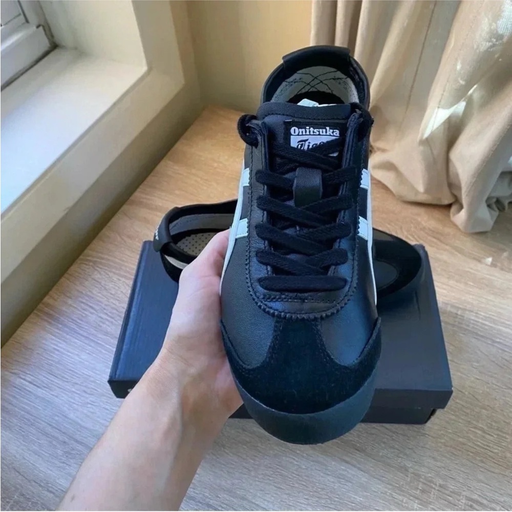 New Onitsuka Tiger Mexico 66 ASICS Sneaker Shoes in Black White